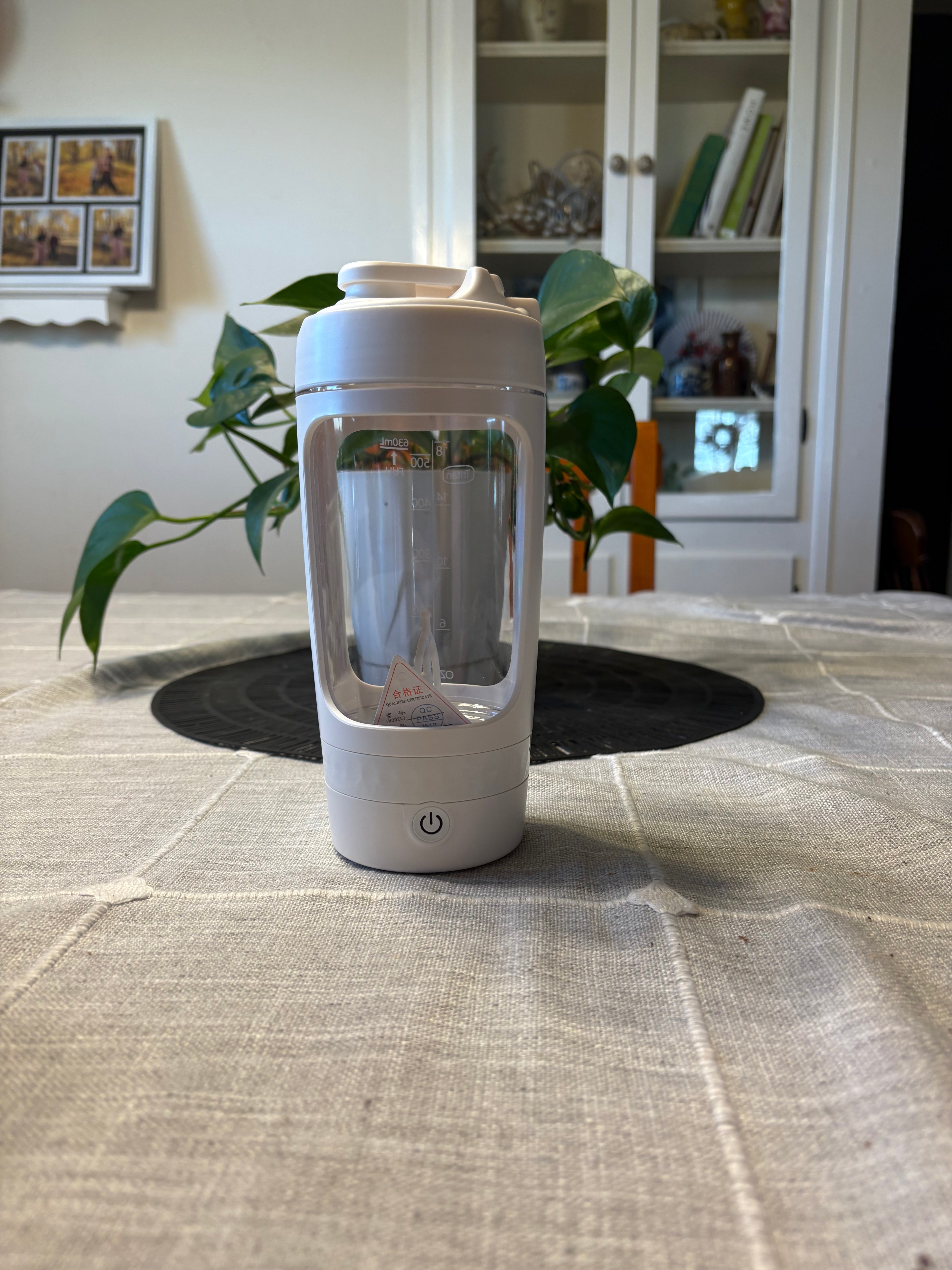 SHAKR BOTTLE